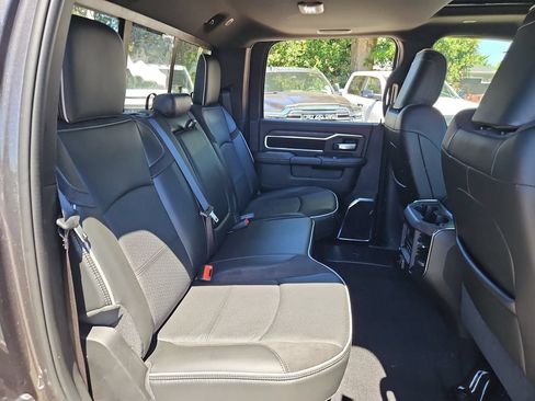 New 2026 RAM 2500 Laramie AWD/4WD image 15