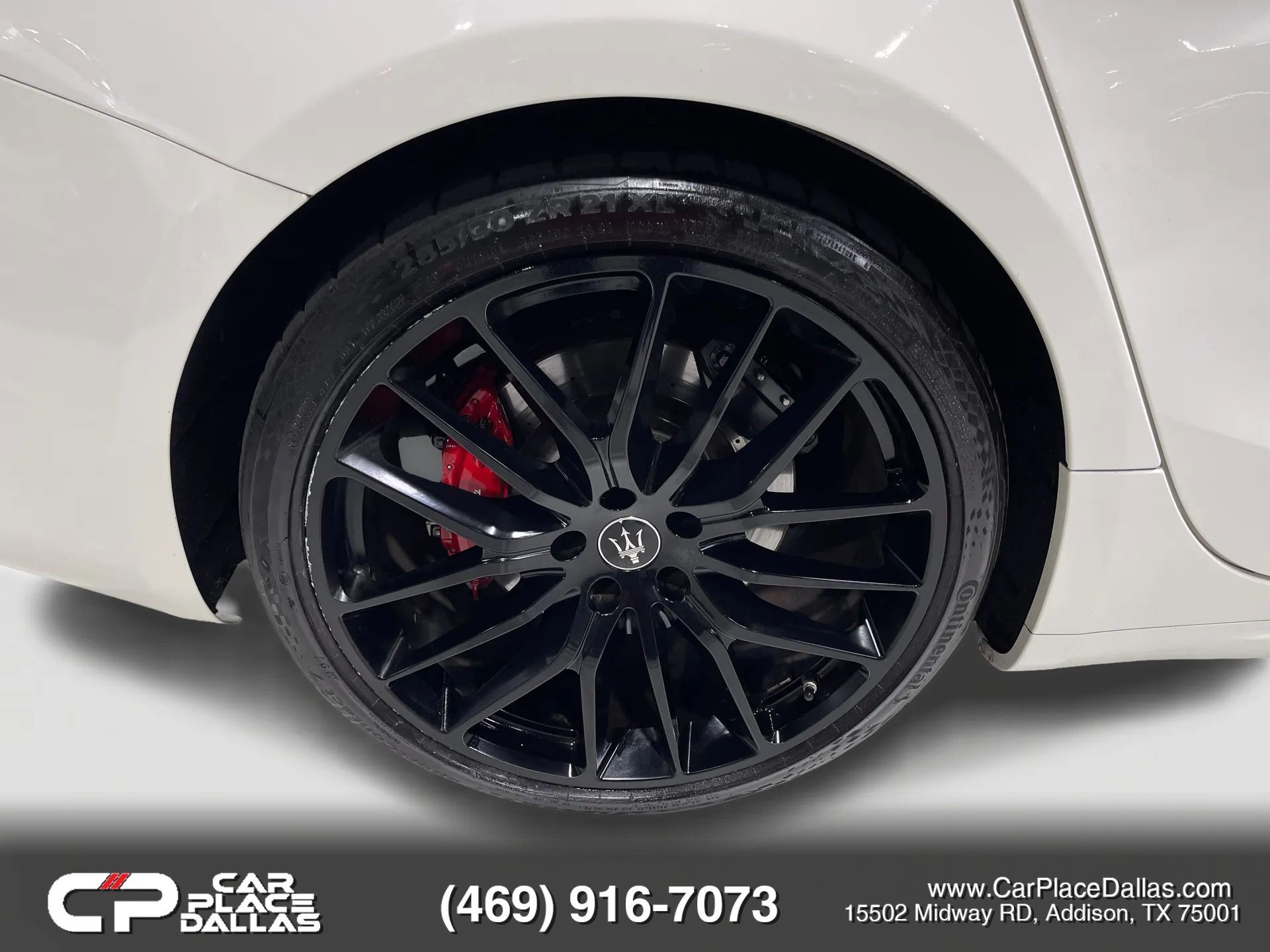 Used 2023 Maserati Ghibli Modena RWD image 48