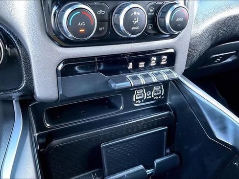 Used 2020 RAM 1500 Big Horn AWD/4WD image 24