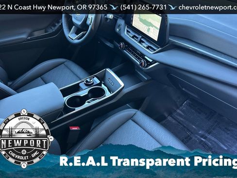 New 2026 Chevrolet Equinox LT w/ Convenience Package II image 16