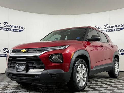 Used 2021 Chevrolet TrailBlazer LS AWD/4WD image 2