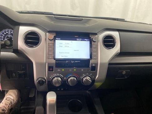 Used 2021 Toyota Tundra SR5 w/ SR5 Leather Package AWD/4WD image 21