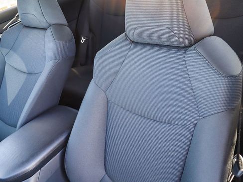 New 2025 Toyota RAV4 LE image 27