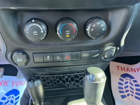 Used 2017 Jeep Wrangler Unlimited Sport w/ Max Tow Package image 28