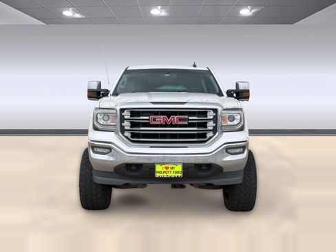 Used 2018 GMC Sierra 1500 SLT w/ Texas SLT Premium Package AWD/4WD image 4