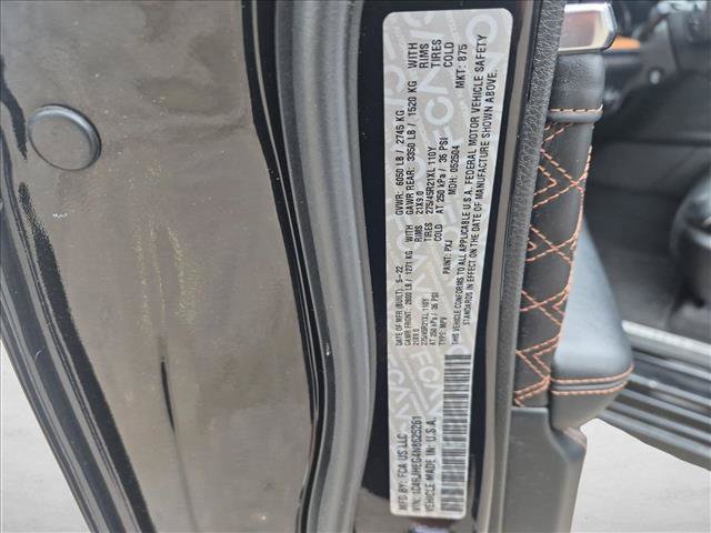 Used 2022 Jeep Grand Cherokee Summit AWD/4WD image 16