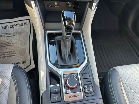 Used 2023 Subaru Forester Limited image 33