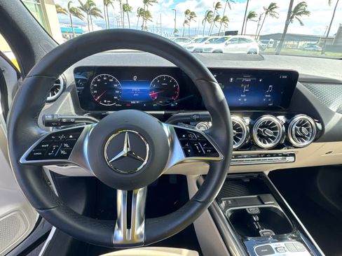 Used 2025 Mercedes-Benz GLA 250 4MATIC image 20