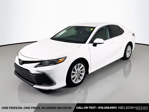 Used 2021 Toyota Camry LE FWD image 1