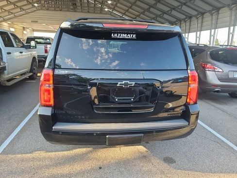 Used 2019 Chevrolet Suburban Premier w/ RST Edition RWD image 4
