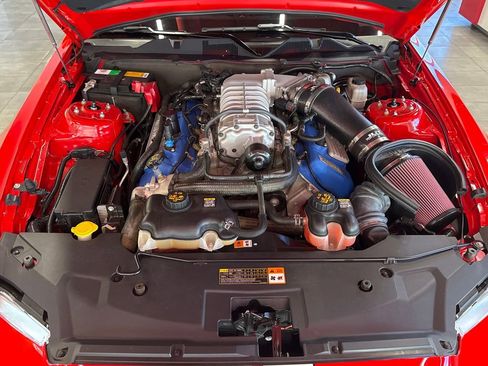 Used 2012 Ford Mustang Shelby GT500 w/ SVT Performance Pkg image 30