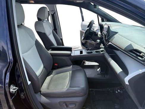 Used 2021 Toyota Sienna XSE FWD image 13