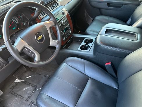 Used 2013 Chevrolet Avalanche LT w/ Texas Edition RWD image 10