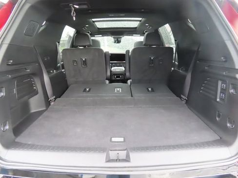 Used 2025 Chevrolet Traverse RS w/ LPO, Floor Liner Package AWD/4WD image 44