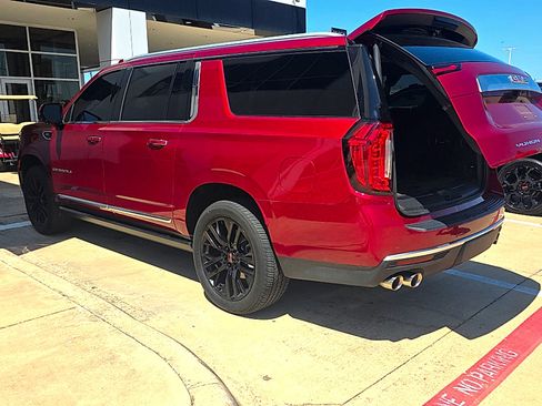 Used 2023 GMC Yukon XL Denali w/ Max Trailering Package AWD/4WD image 7