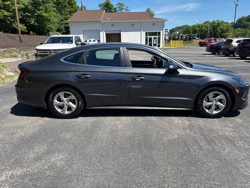 Used 2021 Hyundai Sonata SE w/ Cargo Package FWD image 6