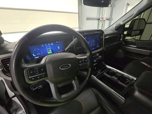 Used 2024 Ford F250 Lariat w/ FX4 Off-Road Package AWD/4WD image 14
