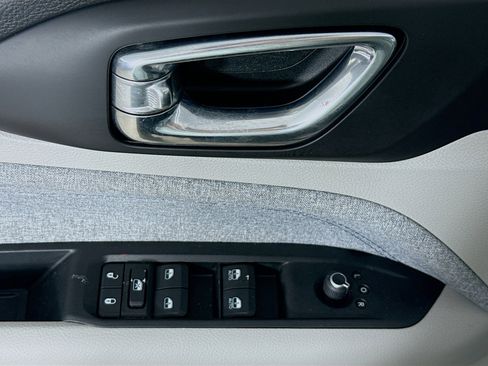 Used 2022 Jeep Compass Latitude image 20