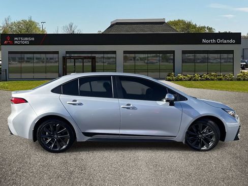 Used 2024 Toyota Corolla SE FWD image 6