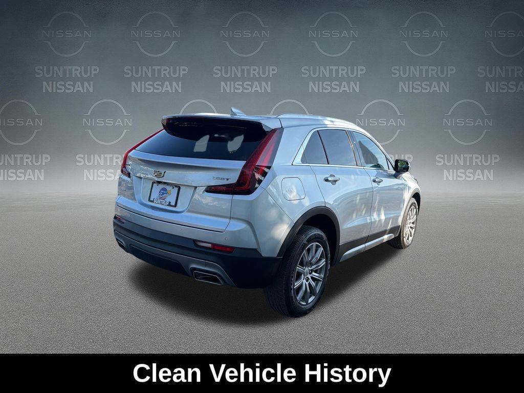 Used 2022 Cadillac XT4 Premium Luxury w/ Safety Alert Package AWD/4WD image 6