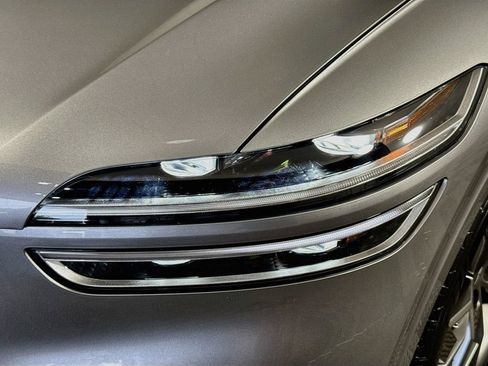 Used 2023 Genesis Electrified GV70 AWD/4WD image 3