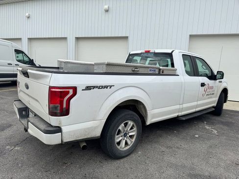 Used 2017 Ford F150 XL w/ Equipment Group 101A Mid RWD image 5