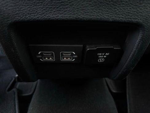 Used 2021 Jeep Cherokee Latitude Lux w/ Comfort/Convenience Group image 21