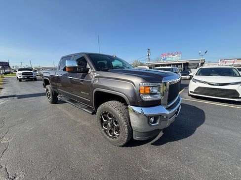 Used 2016 GMC Sierra 2500 SLT w/ Duramax Plus Package image 1