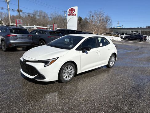 New 2026 Toyota Corolla SE image 3