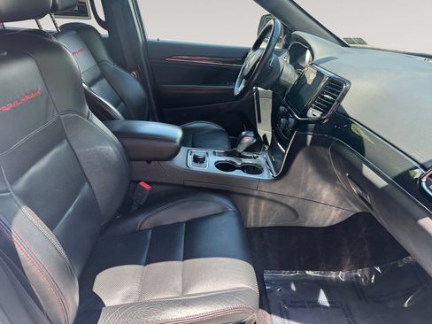 Used 2019 Jeep Grand Cherokee Trailhawk w/ Trailhawk Luxury Group AWD/4WD image 15