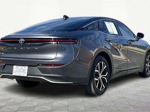Used 2023 Toyota Crown XLE image 2