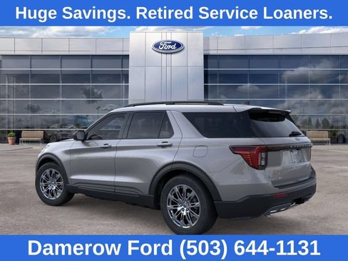Used 2026 Ford Explorer Active w/ Active Comfort Package AWD/4WD image 4