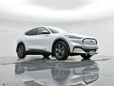 Certified 2021 Ford Mustang Mach-E Select image 46