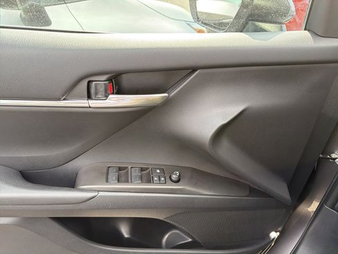 Used 2024 Toyota Camry SE AWD/4WD image 15