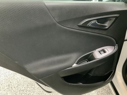 Used 2023 Chevrolet Malibu LT image 16