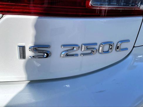 Used 2013 Lexus IS 250C w/ Luxury Pkg image 9