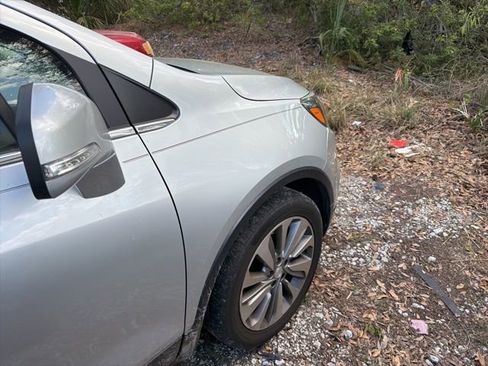 Used 2019 Buick Encore Preferred image 14