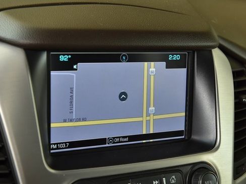 Used 2019 GMC Yukon XL SLT w/ Open Road Package image 34