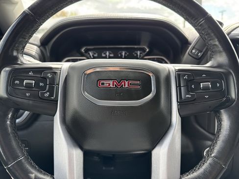 Used 2022 GMC Sierra 1500 SLT image 25