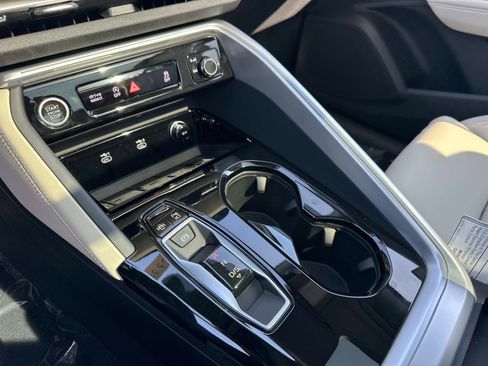 New 2025 Audi Q5 Prestige image 27