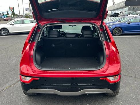Used 2023 Kia Niro Wind FWD image 8