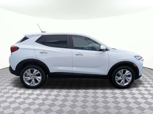 Used 2024 Buick Encore GX Preferred FWD image 2