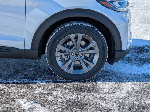 New 2026 Ford Explorer Active image 24