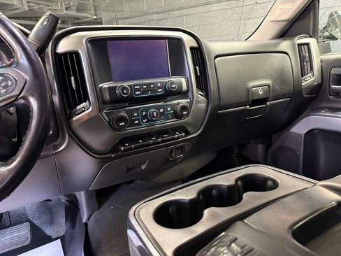 Used 2018 Chevrolet Silverado 1500 LT w/ All Star Edition AWD/4WD image 8