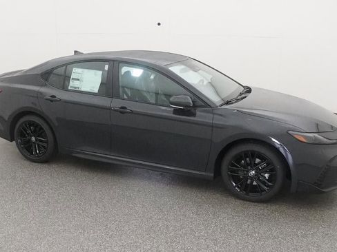New 2026 Toyota Camry SE FWD image 12