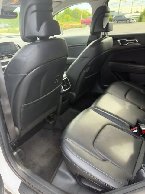 Used 2023 Kia Sportage EX AWD/4WD image 10