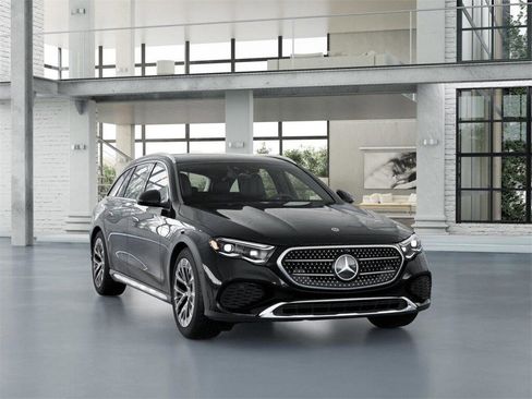 New 2026 Mercedes-Benz E 450 4MATIC All-Terrain Wagon image 9