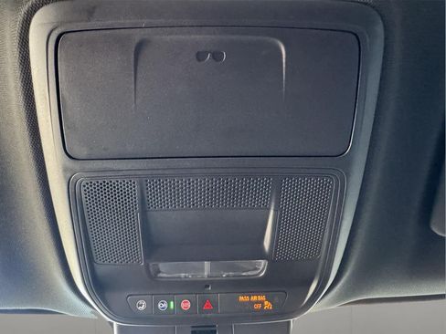 Used 2024 Chevrolet Traverse LT AWD/4WD image 29