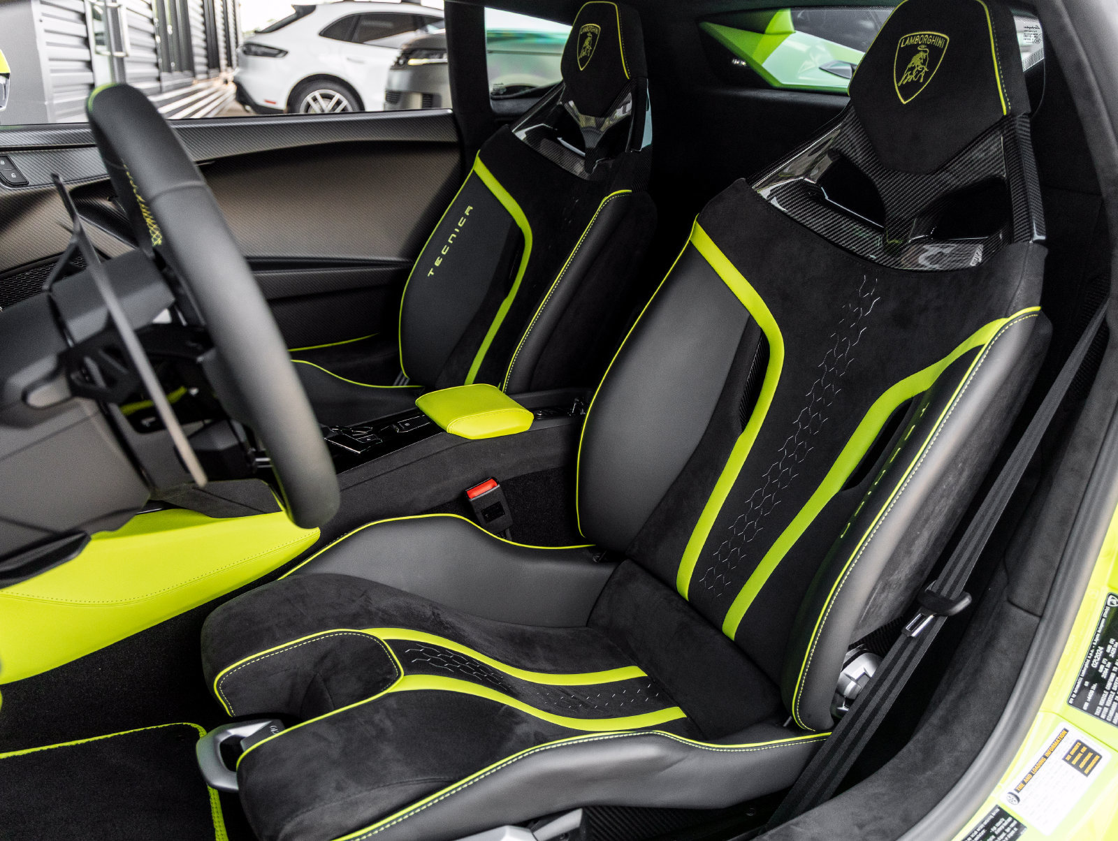 Used 2024 Lamborghini Huracan Tecnica RWD image 27