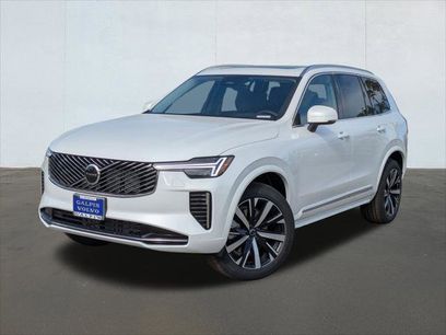 New 2026 Volvo XC90 B5 Core w/ Protection Package Premier